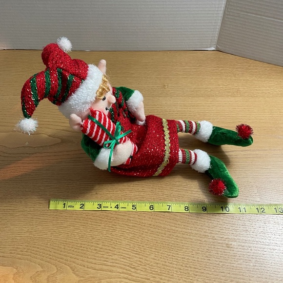 Christmas Elf Mantle Shelf Sitter Posable Legs Sequined Sparkle Adorable Face - Picture 7 of 9